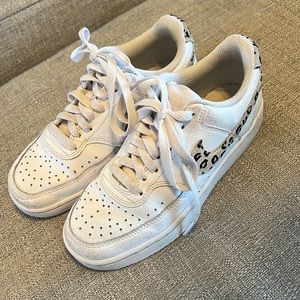 Nike Women's Leopard Court Vision Low Shoes